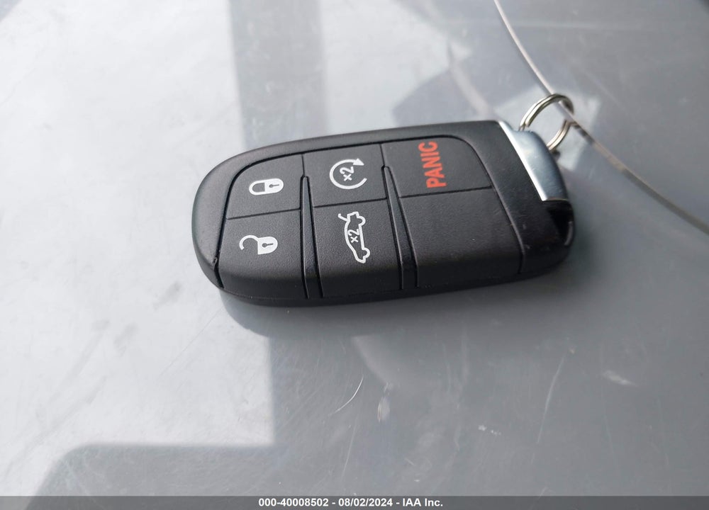 2015 CHRYSLER 200 C VIN: 1C3CCCCB4FN563586