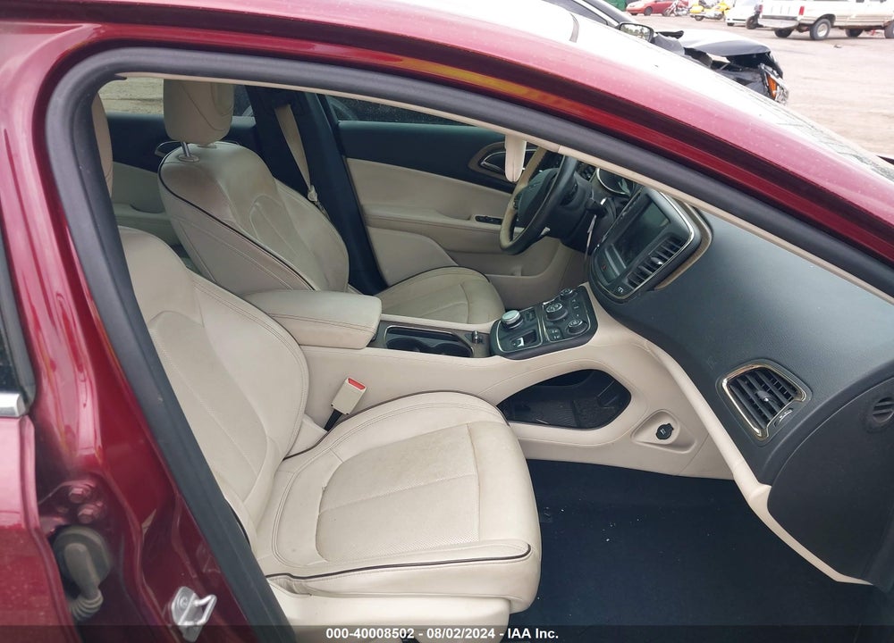 2015 CHRYSLER 200 C VIN: 1C3CCCCB4FN563586