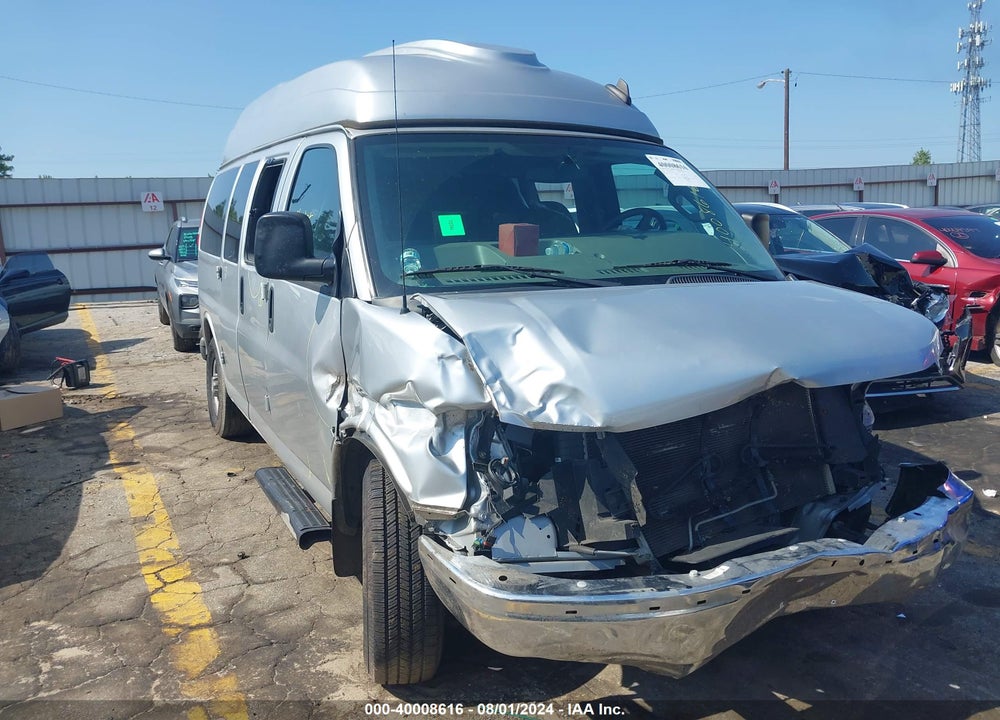2017 CHEVROLET EXPRESS 2500 LT VIN: 1GAWGFFF5H1122758
