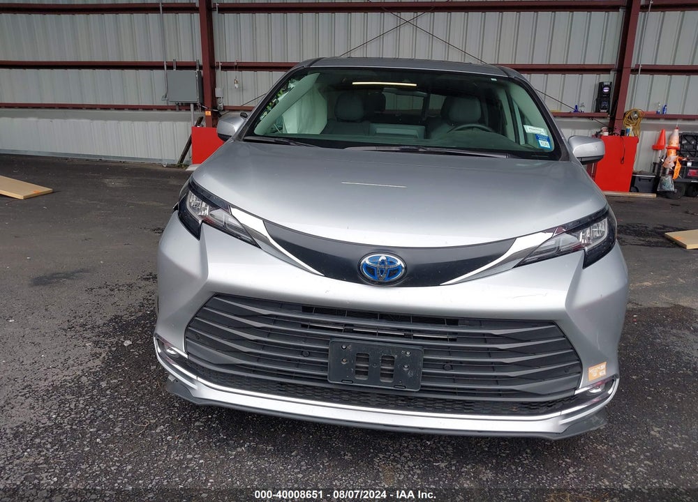 2021 TOYOTA SIENNA XLE VIN: 5TDYSKFC9MS005002