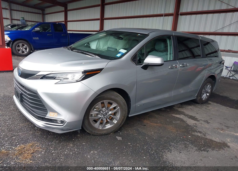 2021 TOYOTA SIENNA XLE VIN: 5TDYSKFC9MS005002