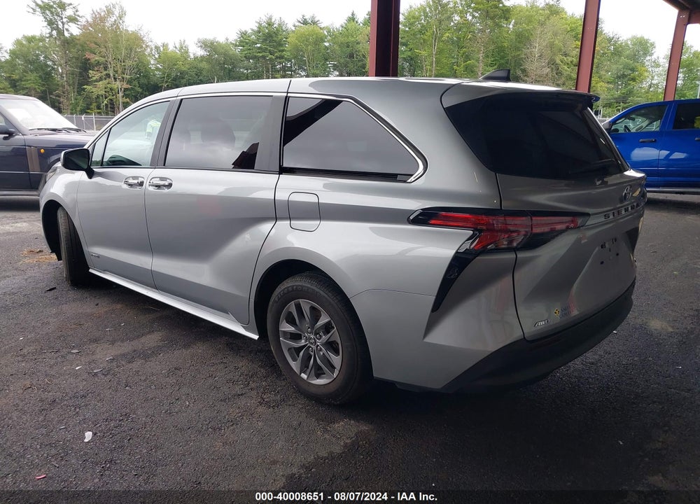 2021 TOYOTA SIENNA XLE VIN: 5TDYSKFC9MS005002