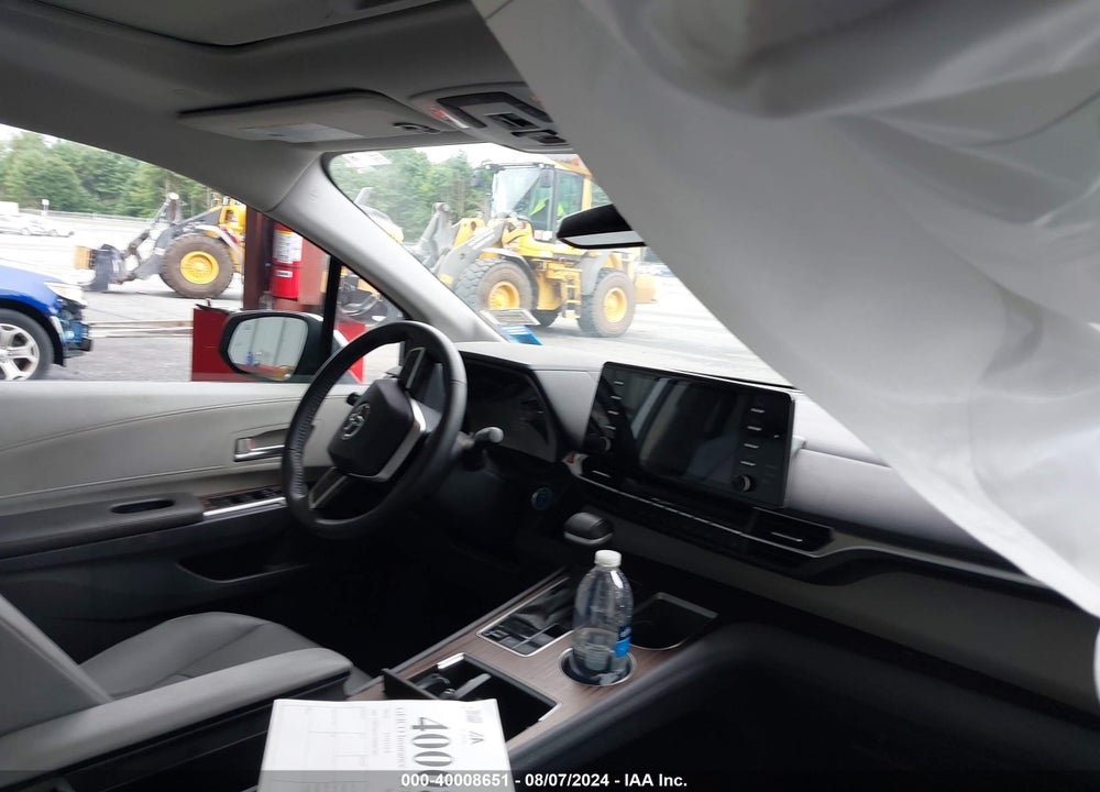 2021 TOYOTA SIENNA XLE VIN: 5TDYSKFC9MS005002