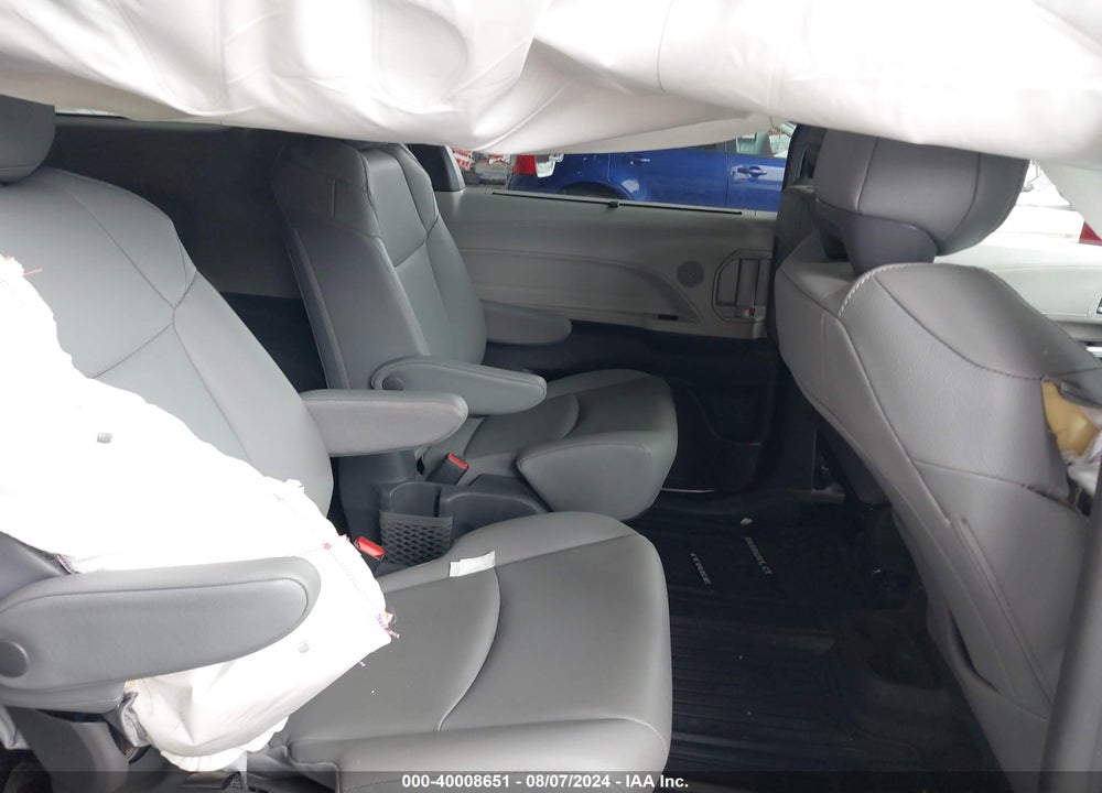 2021 TOYOTA SIENNA XLE VIN: 5TDYSKFC9MS005002