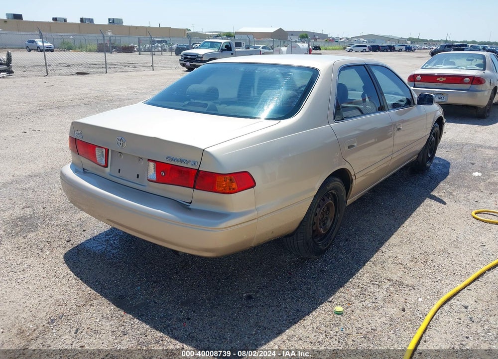 2000 TOYOTA CAMRY LE VIN: JT2BG22KXY0461192