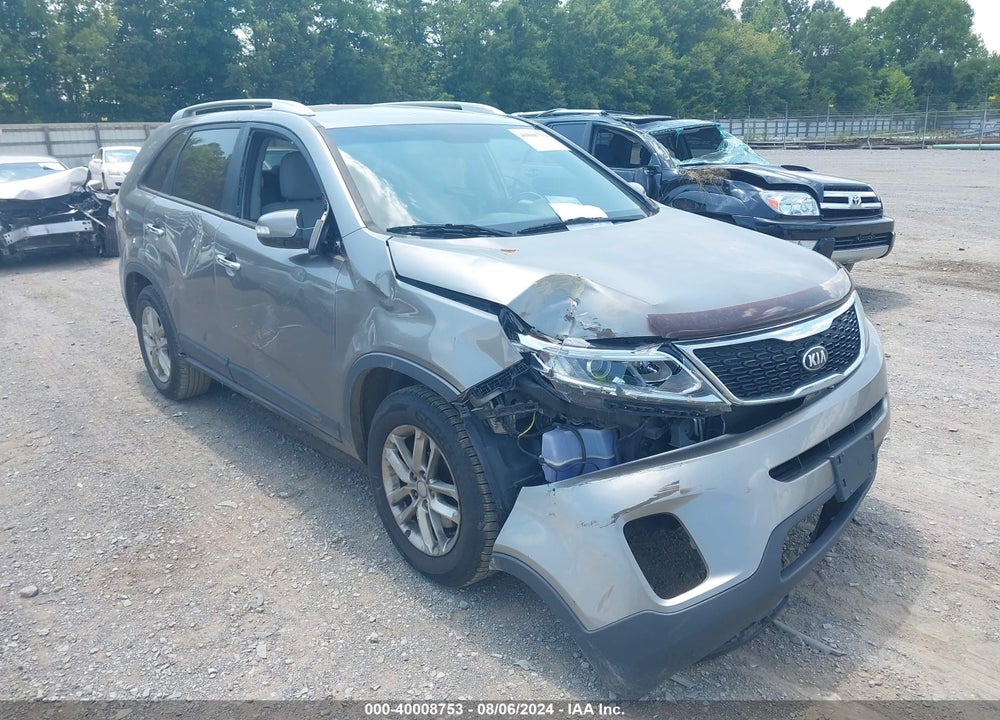 2014 KIA SORENTO LX VIN: 5XYKT4A68EG436610