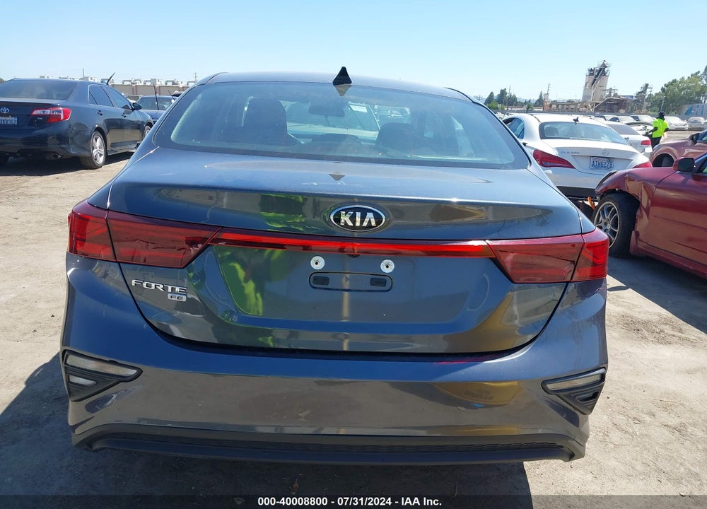 2021 KIA FORTE FE VIN: 3KPF24AD9ME401587
