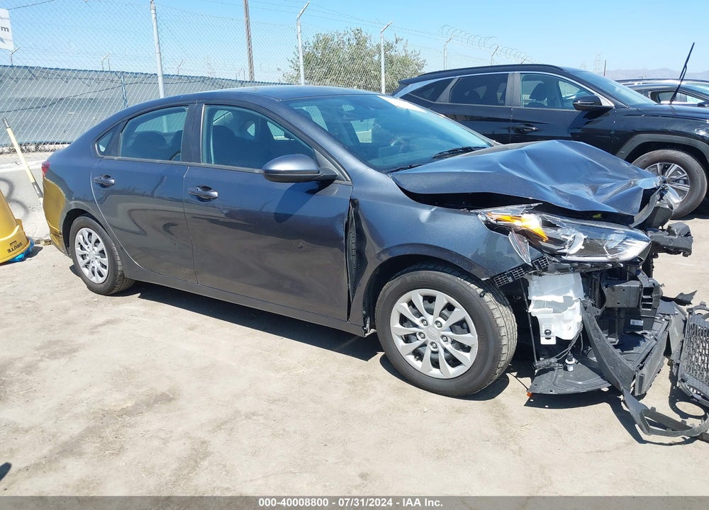 2021 KIA FORTE FE VIN: 3KPF24AD9ME401587