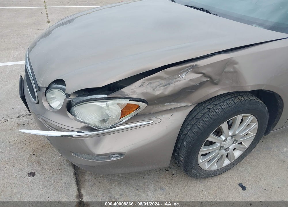 2007 BUICK LACROSSE CXS VIN: 2G4WE587671196739