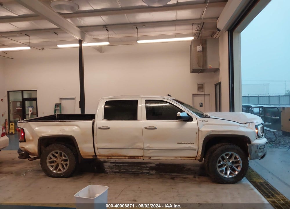 2018 GMC SIERRA 1500 SLT VIN: 3GTU2NECXJG392820
