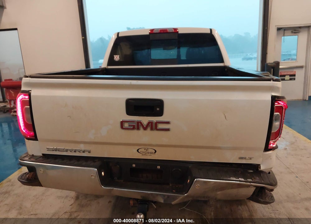 2018 GMC SIERRA 1500 SLT VIN: 3GTU2NECXJG392820