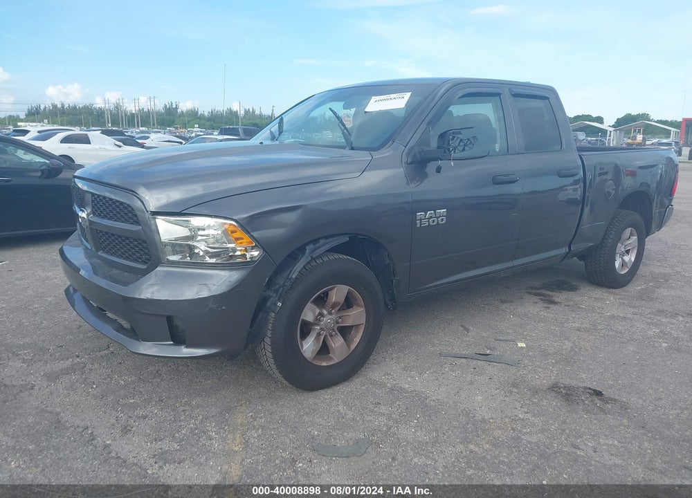2018 RAM 1500 EXPRESS QUAD CAB 4X4 6'4 BOX VIN: 1C6RR7FG1JS342788