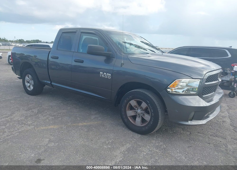 2018 RAM 1500 EXPRESS QUAD CAB 4X4 6'4 BOX VIN: 1C6RR7FG1JS342788