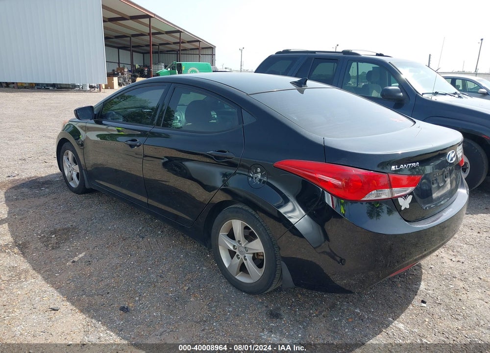 2013 HYUNDAI ELANTRA GLS VIN: KMHDH4AE5DU794239
