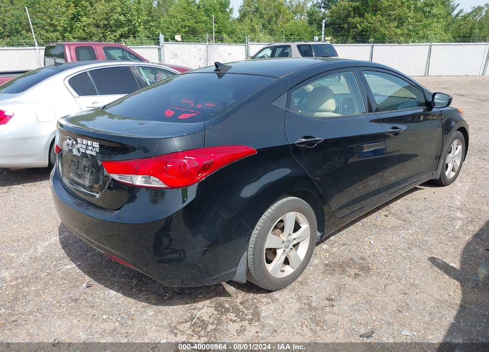 2013 HYUNDAI ELANTRA GLS VIN: KMHDH4AE5DU794239