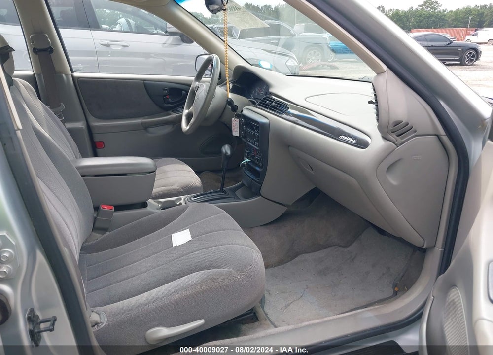 2002 CHEVROLET MALIBU VIN: 1G1ND52J32M698573