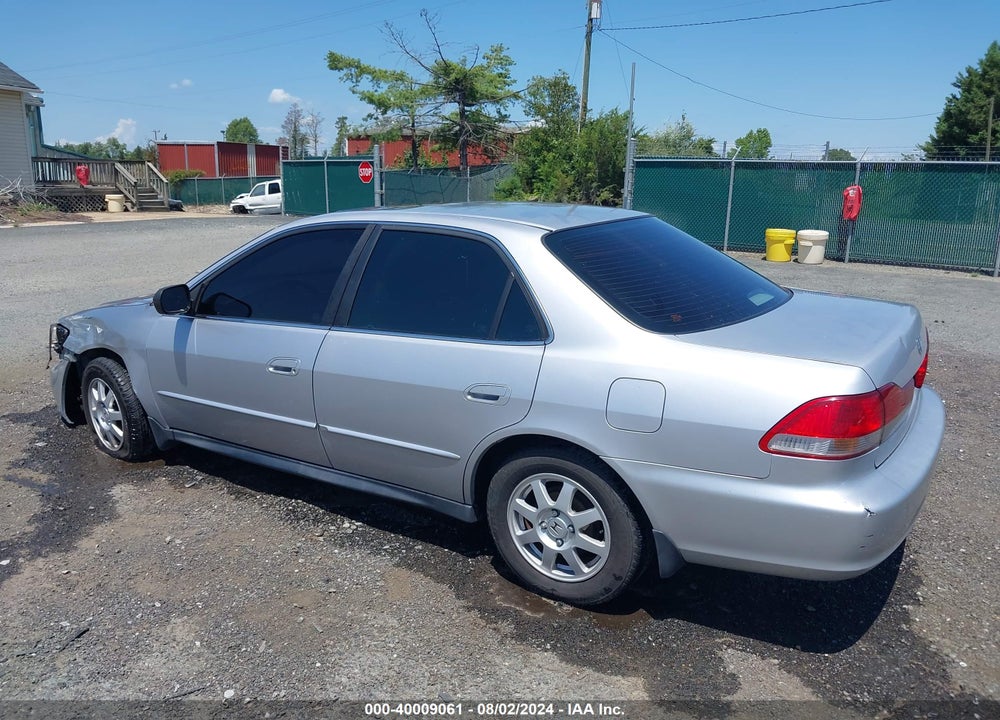 2002 HONDA ACCORD 2.3 SE VIN: 1HGCG56782A101909