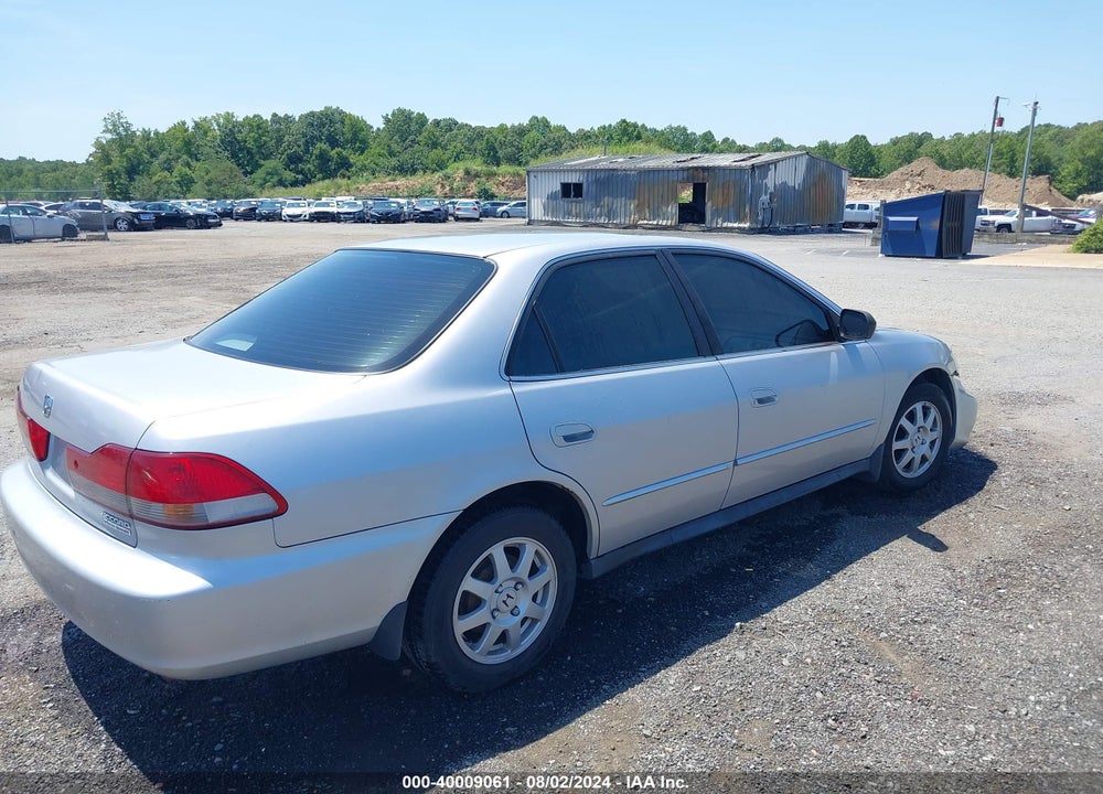 2002 HONDA ACCORD 2.3 SE VIN: 1HGCG56782A101909