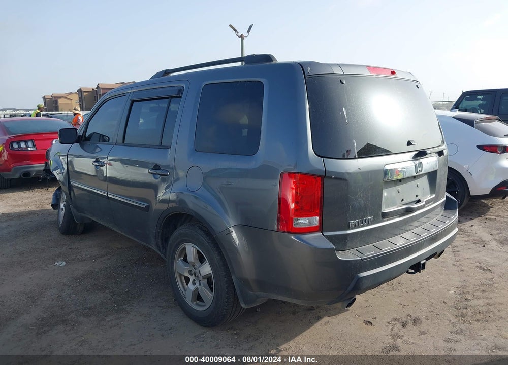 2011 HONDA PILOT VIN: 5FNYF3H46BB054417