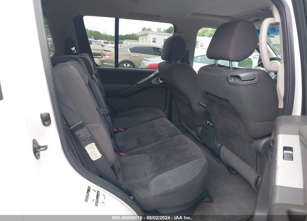 2006 NISSAN PATHFINDER SE VIN: 5N1AR18W16C635241
