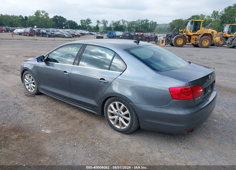 2014 VOLKSWAGEN JETTA 1.8T SE VIN: 3VWD17AJ6EM224955