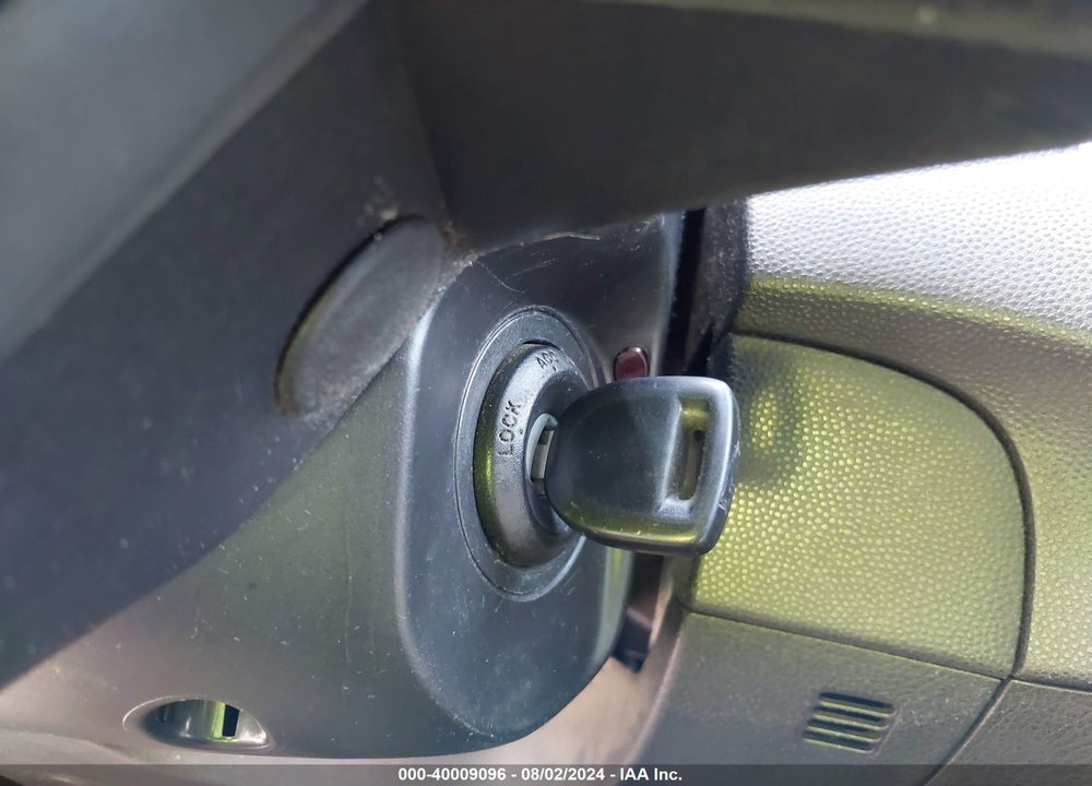 2011 MAZDA MAZDA3 VIN: JM1BL1UF3B1423835