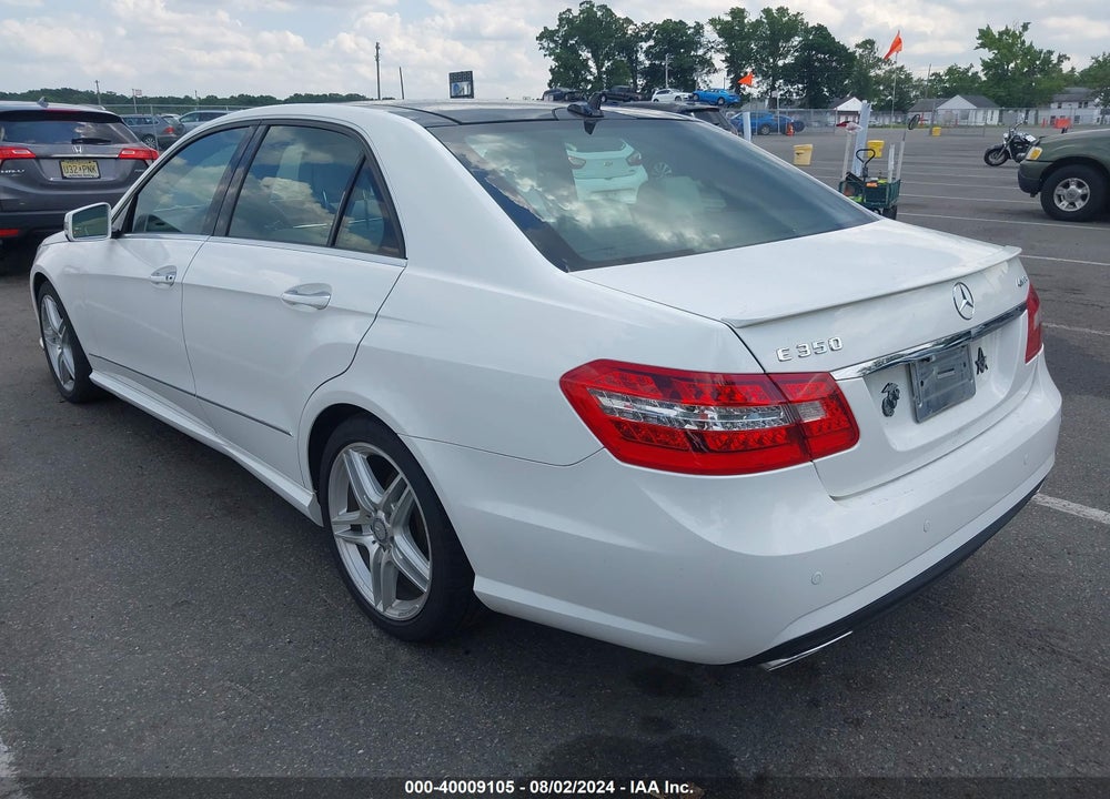 2013 MERCEDES-BENZ E 350 4MATIC VIN: WDDHF8JB4DA717247
