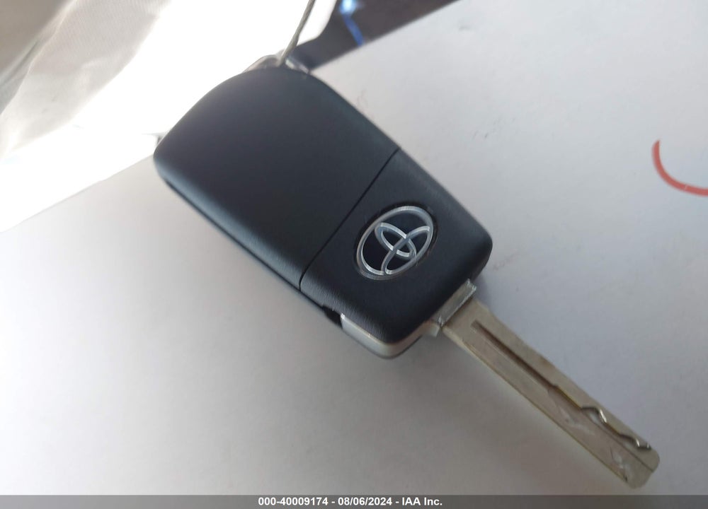 2019 TOYOTA CAMRY SE VIN: 4T1B11HK2KU278066