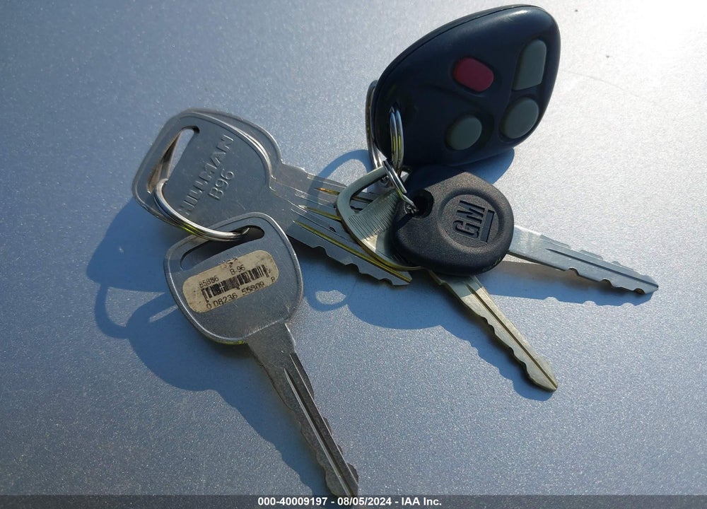 2002 SATURN S-SERIES SL1 VIN: 1G8ZH52882Z158742