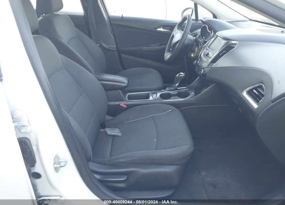2017 CHEVROLET CRUZE LT AUTO VIN: 1G1BE5SM0H7111408