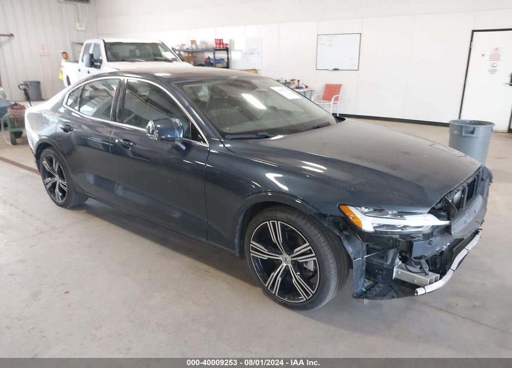 2022 VOLVO S60 B5 INSCRIPTION VIN: 7JRL12TLXNG177408