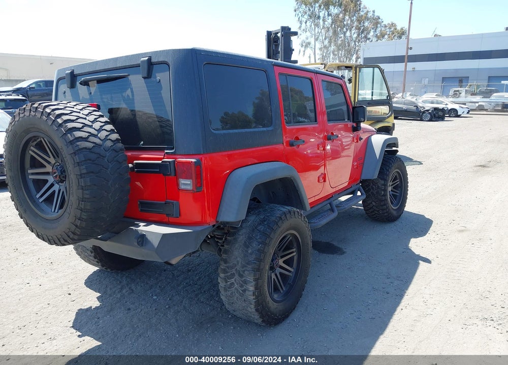 2018 JEEP WRANGLER JK UNLIMITED SPORT 4X4 VIN: 1C4BJWDG7JL828871
