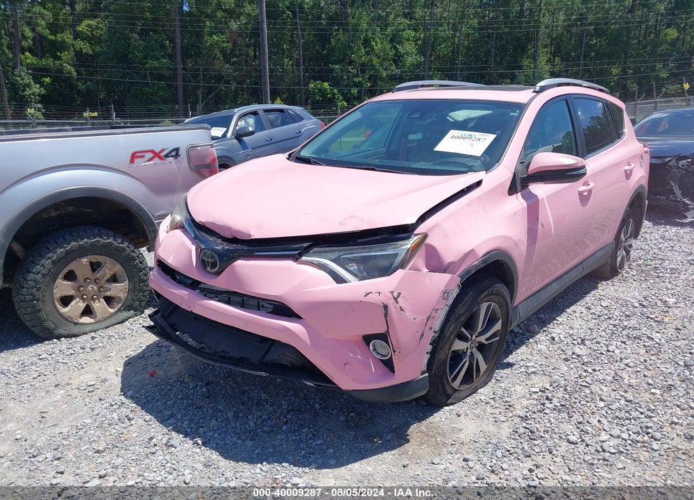 2018 TOYOTA RAV4 XLE VIN: 2T3WFREV6JW418786