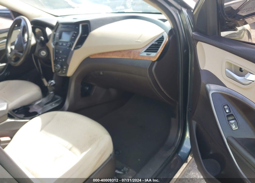 2014 HYUNDAI SANTA FE SPORT 2.4L VIN: 5XYZU3LB5EG196898