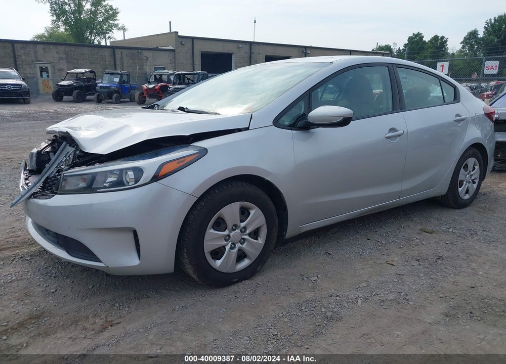 2018 KIA FORTE LX VIN: 3KPFK4A77JE226665