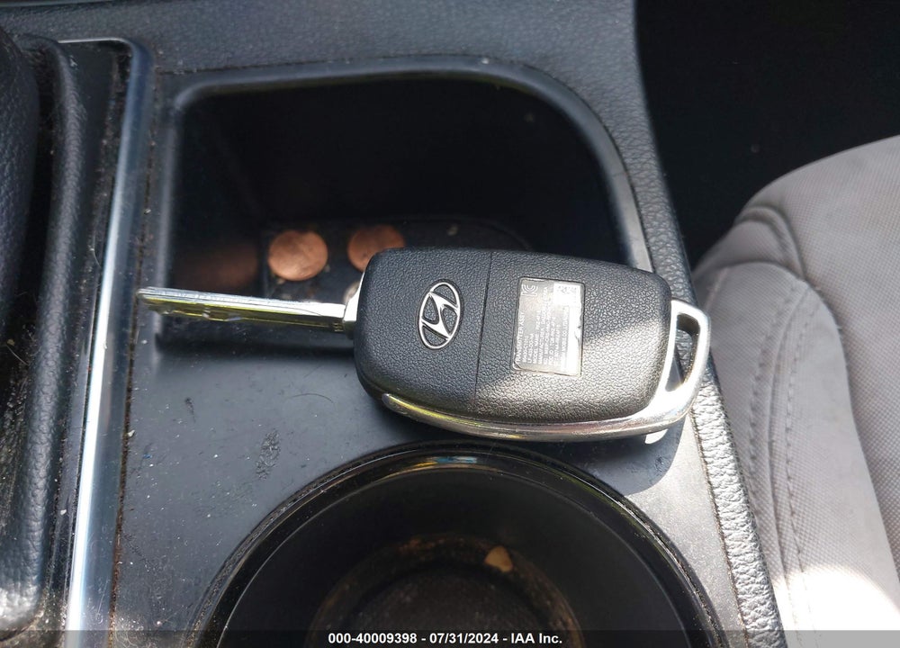 2016 HYUNDAI SONATA SE VIN: 5NPE24AF9GH332901