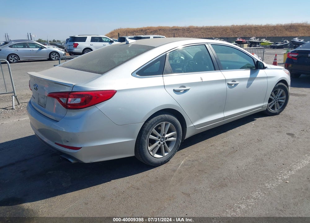 2016 HYUNDAI SONATA SE VIN: 5NPE24AF9GH332901