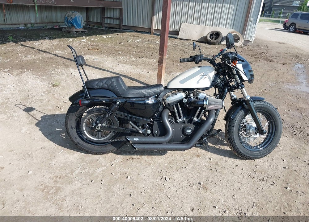 2010 HARLEY-DAVIDSON XL1200 X VIN: 1HD1LC32XAC435858