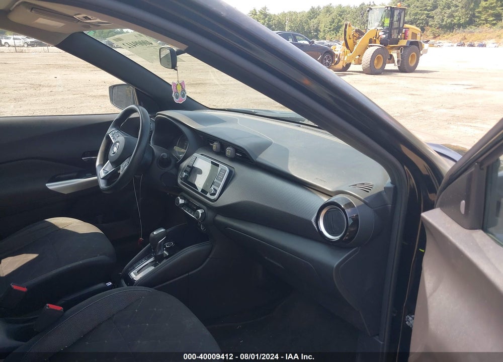 2019 NISSAN KICKS SV VIN: 3N1CP5CU9KL546051