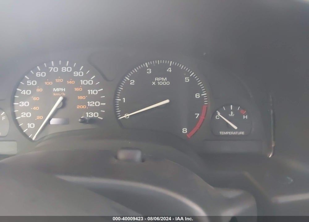 2001 SATURN SC2 VIN: 1G8ZR12711Z209560