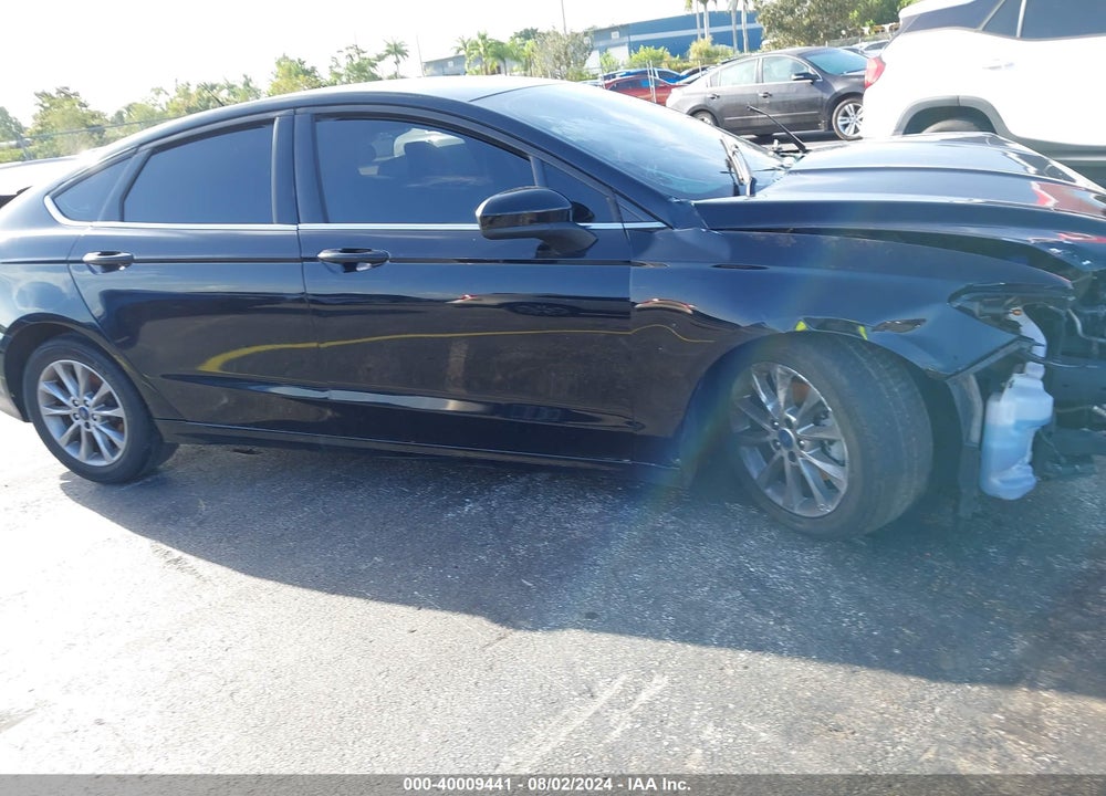 2017 FORD FUSION SE VIN: 3FA6P0H78HR402938