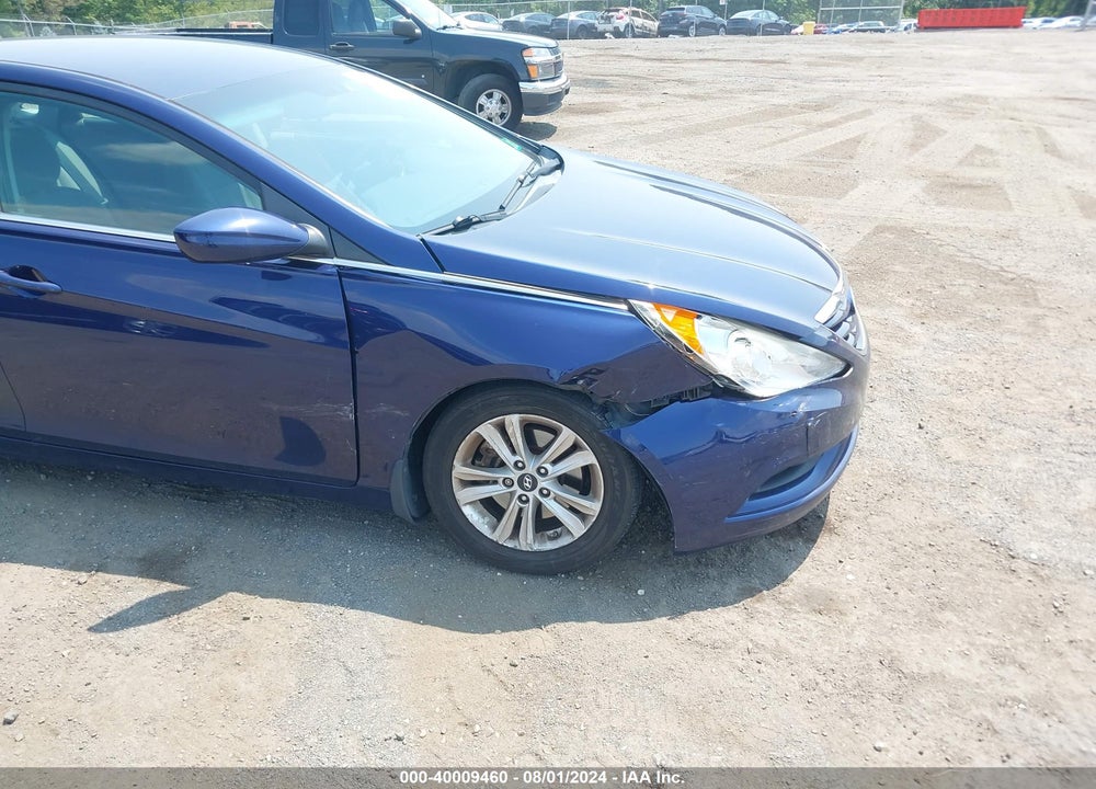 2013 HYUNDAI SONATA GLS VIN: 5NPEB4AC3DH689136