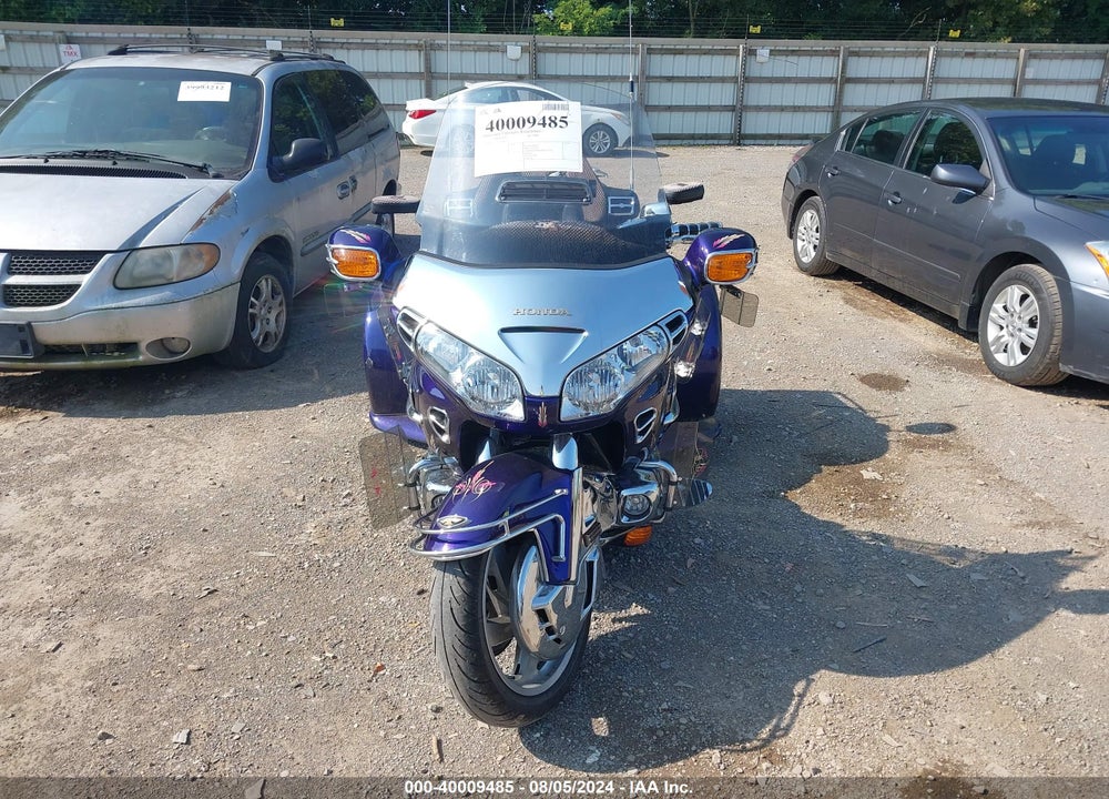 2002 HONDA GL1800 VIN: 1HFSC47052A104919