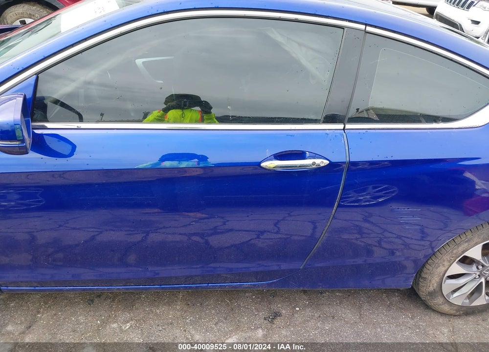 2015 HONDA ACCORD EX VIN: 1HGCT1B70FA015770