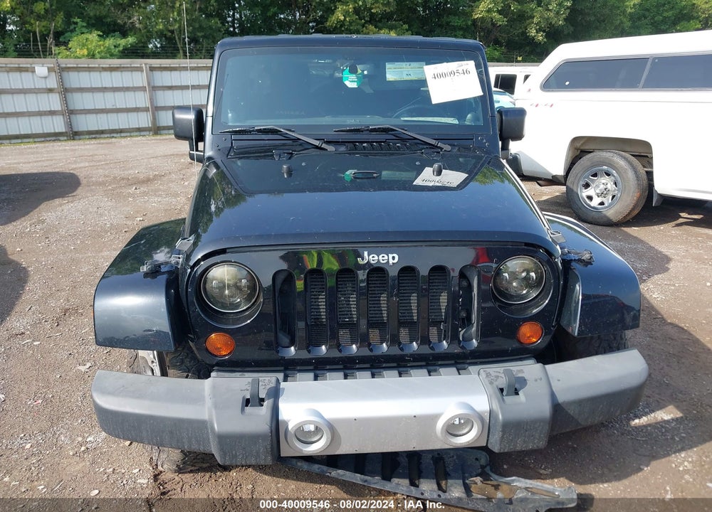 2013 JEEP WRANGLER UNLIMITED SAHARA VIN: 1C4HJWEG5DL512575
