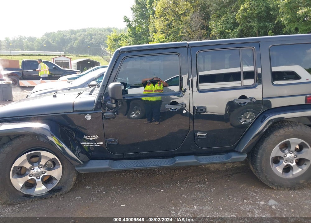 2013 JEEP WRANGLER UNLIMITED SAHARA VIN: 1C4HJWEG5DL512575