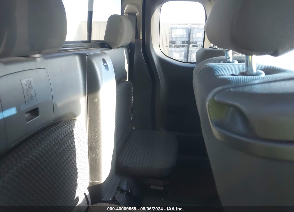 2008 NISSAN FRONTIER SE VIN: 1N6AD06W18C405134
