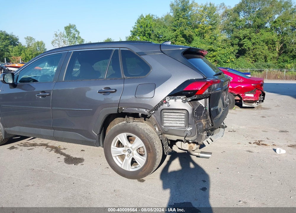 2020 TOYOTA RAV4 XLE VIN: 2T3P1RFVXLW132170