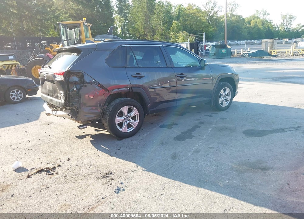 2020 TOYOTA RAV4 XLE VIN: 2T3P1RFVXLW132170