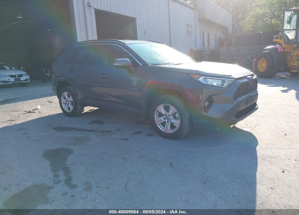 2020 TOYOTA RAV4 XLE VIN: 2T3P1RFVXLW132170